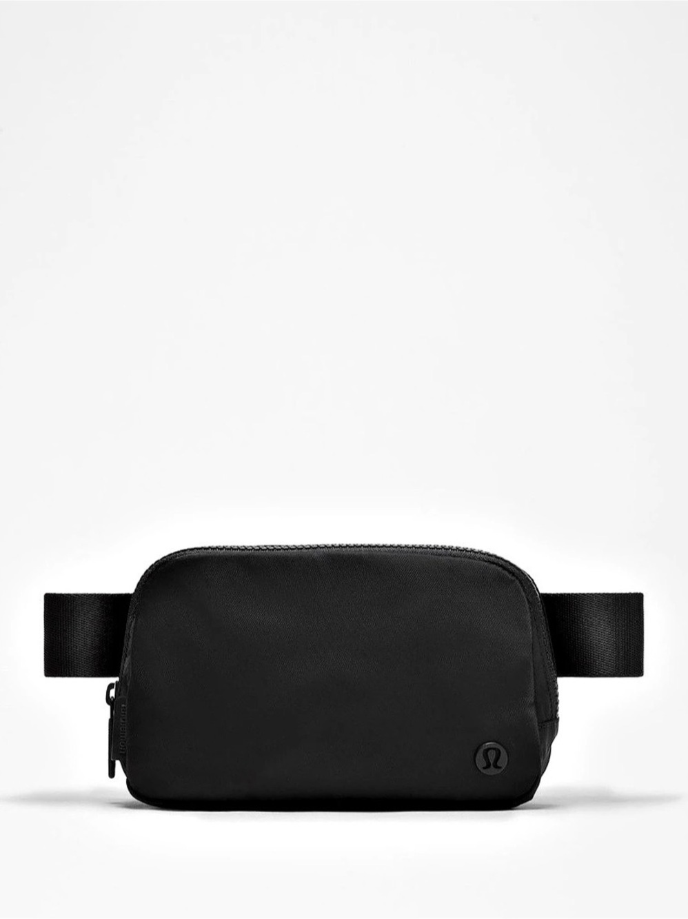 Lululemon Everywhere Belt Bag 1L in Black